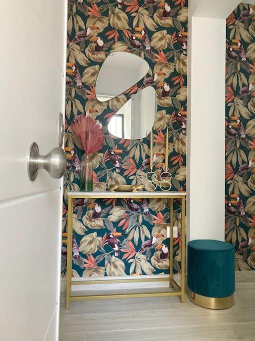 Apartamento Entero Con Solarium En Sabinillas, Con Piscina Y Al Lado Del Puerto De La Duquesa Manilva Luaran gambar